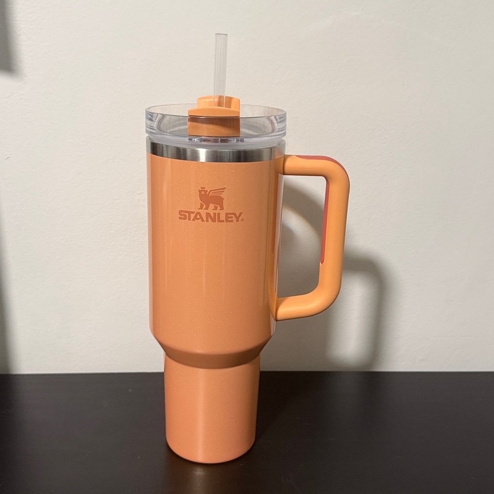 Stanley Quencher H2.0 Flowstate |‎ 40oz | Bellini Shimmer | BRAND NEW - Picture 3 of 4
